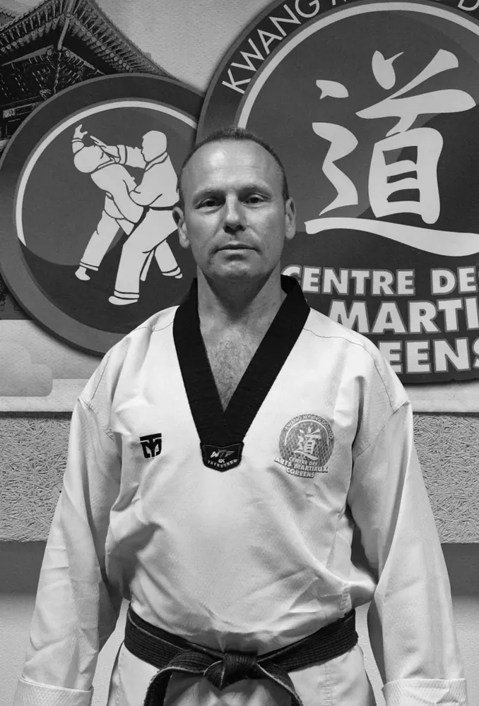 Olivier Lehuby, fondateur du KMD44, en dobok